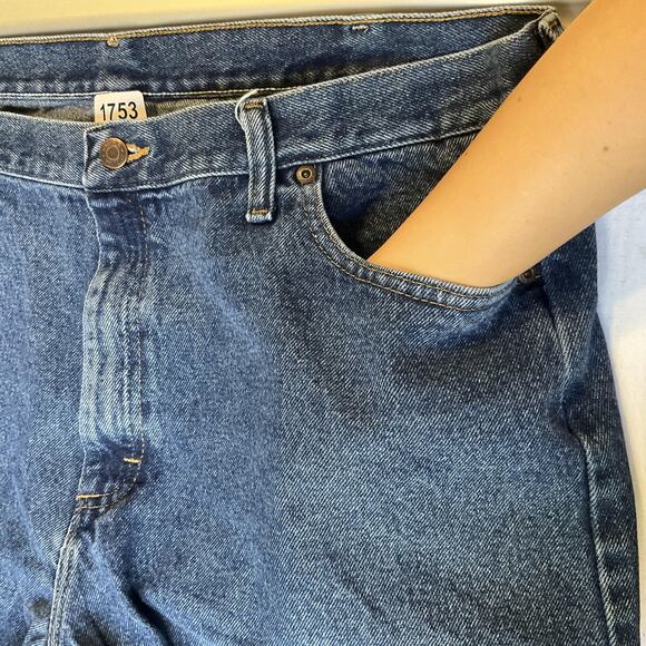 Wrangler Men Jeans 42X32 Blue Denim 9760WDR 32" Inseam Mid Rise - Picture 9 of 10